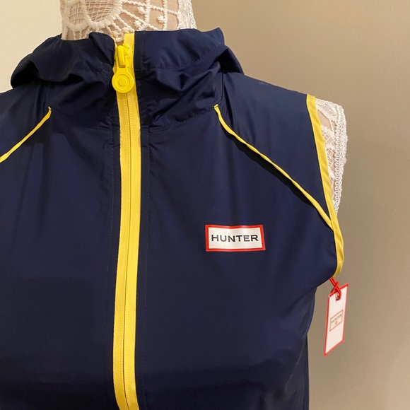 Hunter For Target Rain Vest Boys size Large 10/12 NWT - Picture 2 of 7